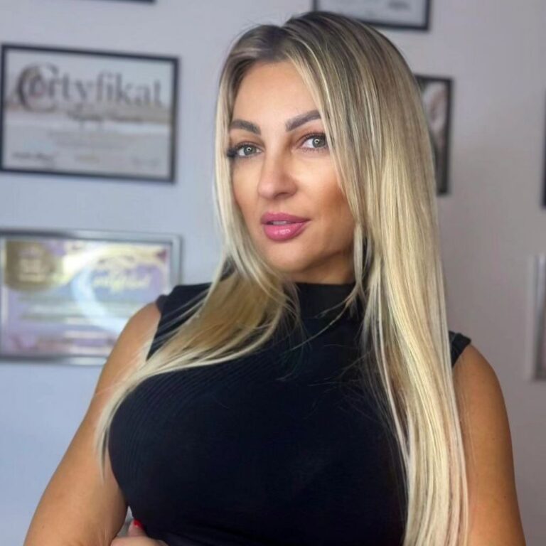 Ukrainian Brides Over 50: How To Find Mature Ukrainian Women Ukrainian Brides Over 50: How To Find Mature Ukrainian Women