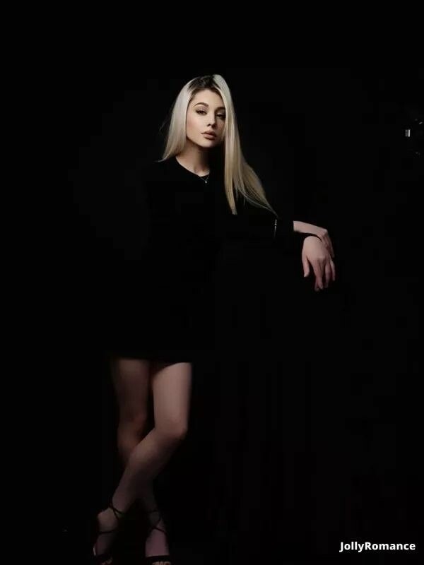 Alisa, 20